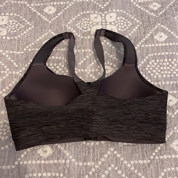 Victoria’s Secret Sport Bra 34DD - Picture 5 of 5